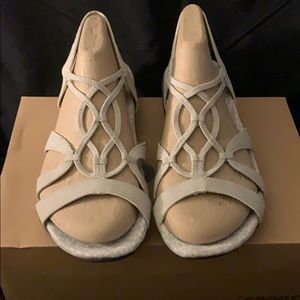 April Encore JSport by Jambu Sandals: Size 9.5